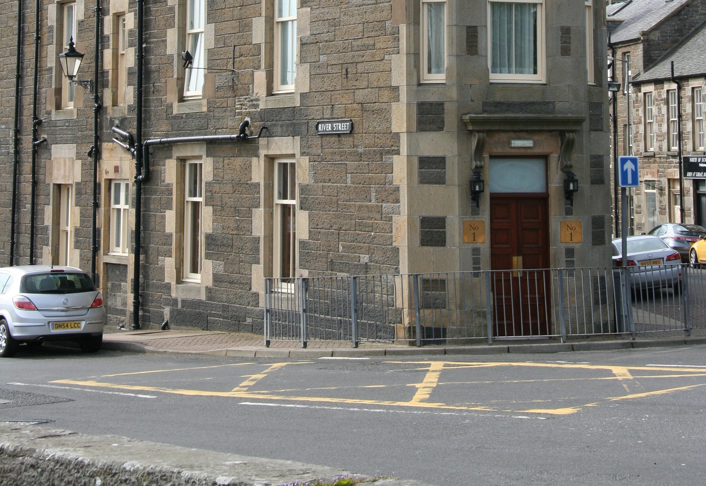 Turul lumii pe cele mai scurte străzi. Recorduri și atracții turistice