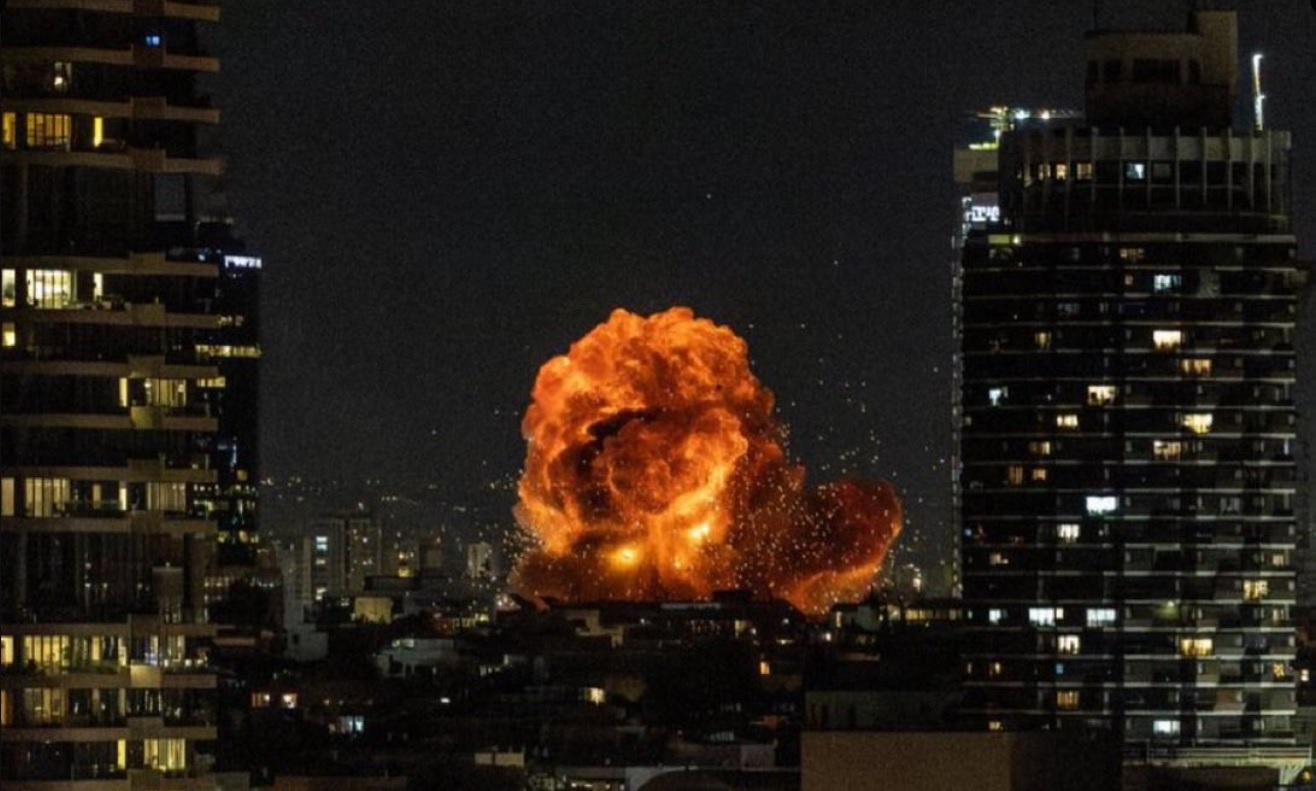 Tel Aviv, sub asediu. 48 de ore de atacuri cu rachete și stare de urgență în Israel