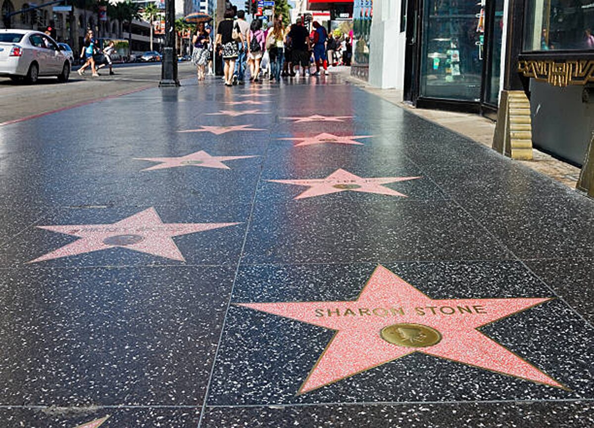 Cum se acordă stelele pe Hollywood Walk of Fame