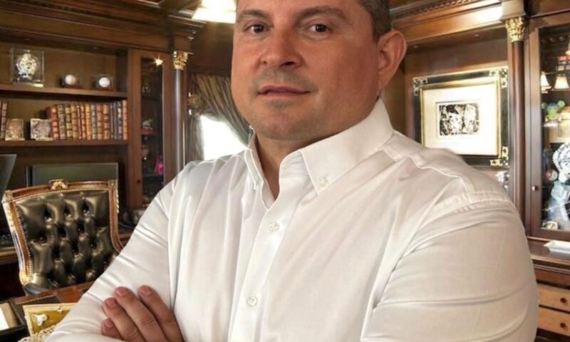 România la lumina lumânării. Cum ne costă cinismul politic miliarde de euro