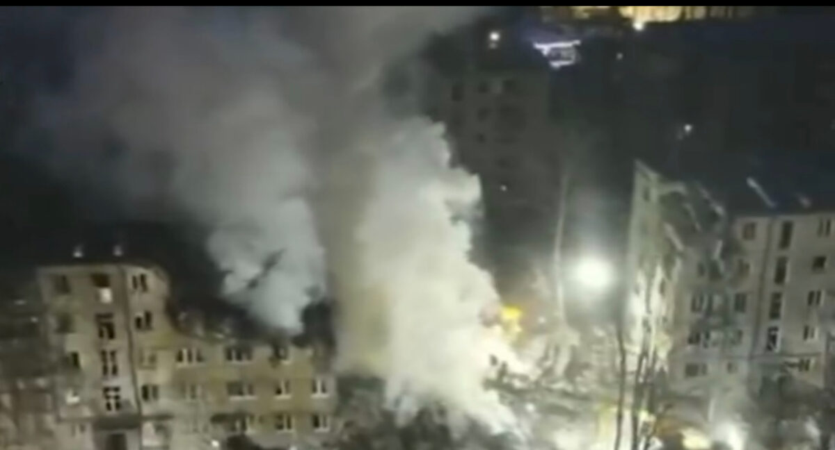 Trupele lui Putin, val de atacuri asupra mai multor orașe din Ucraina. Trei oameni au murit și alți 16 au fost răniți