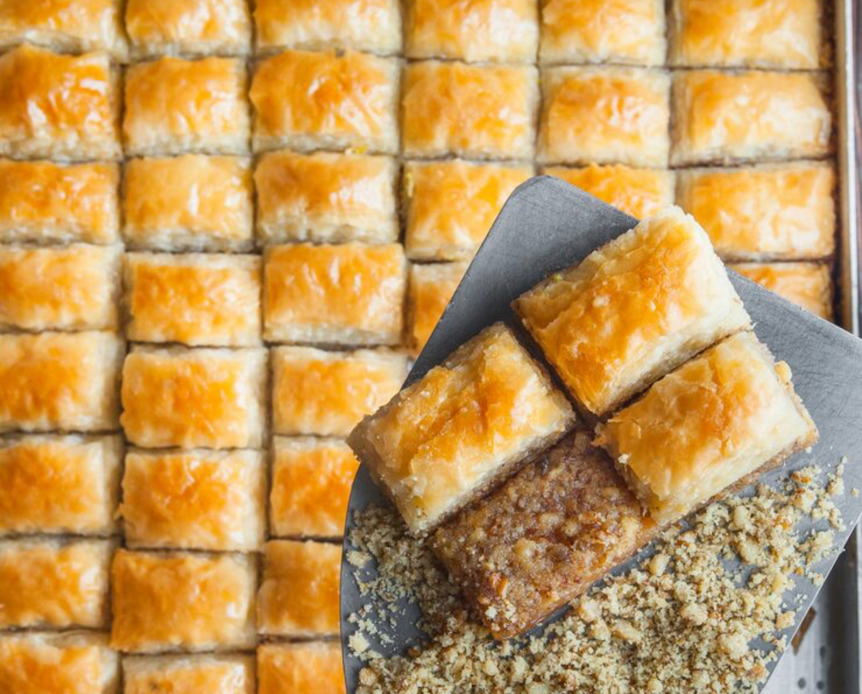 Baclava de post. Desertul oriental care îți încântă simțurile. Cea mai ușoară și ieftină rețetă