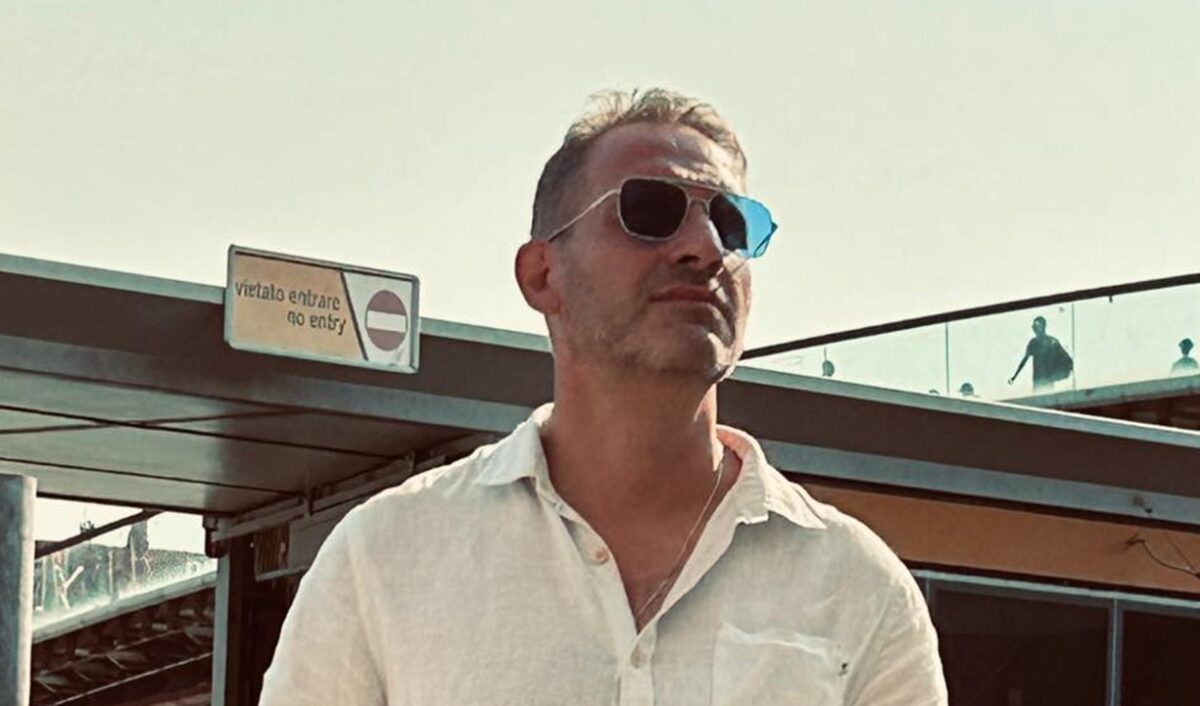 Regizorul Bogdan Mureșanu: „România funcționează pe premisa de excepționalitate. Trebuie ori o catastrofă, ori un miracol”