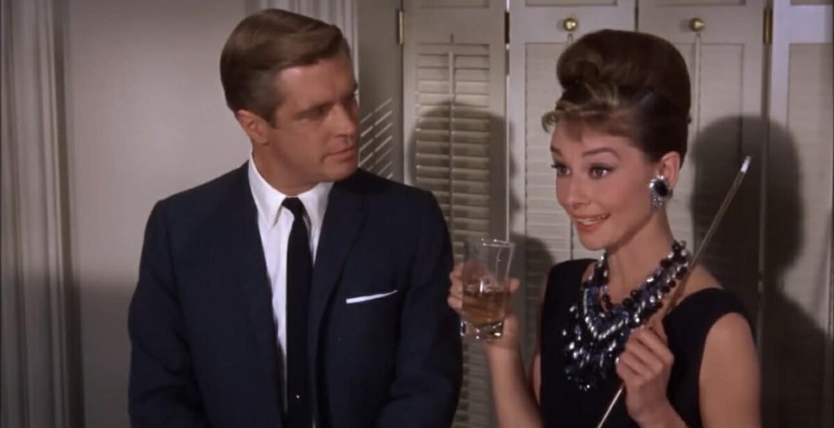 Fiul lui Audrey Hepburn, încântat de actrița care va juca rolul mamei sale în remakeul „Breakfast at Tiffany’s”