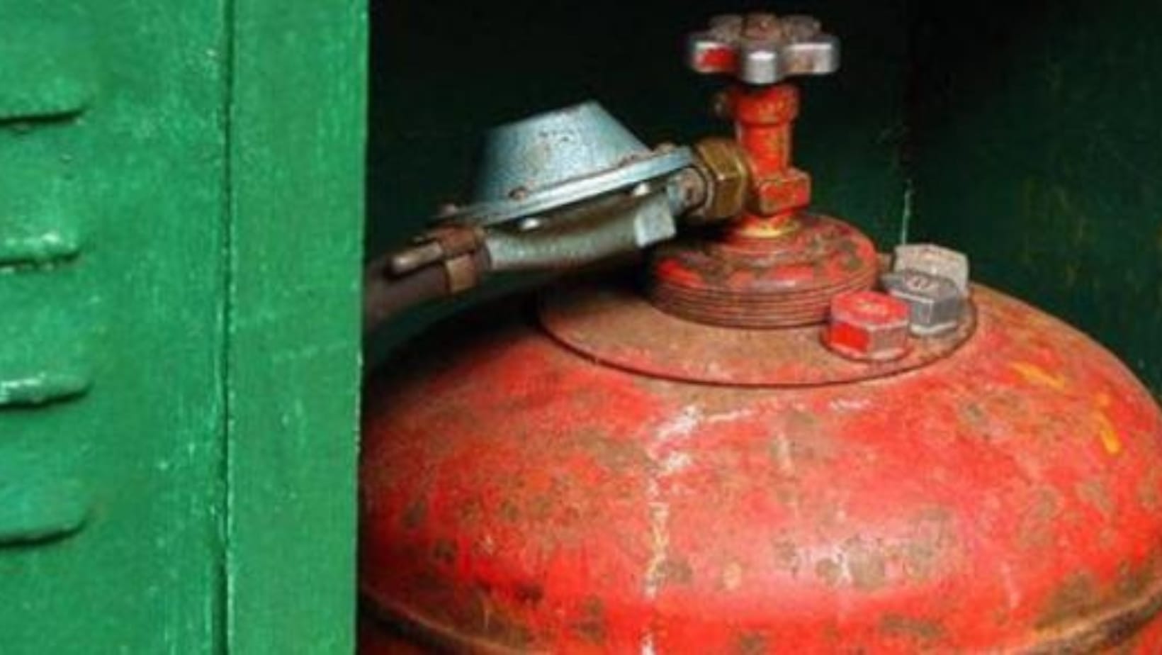 Buteliile de gaz ar putea fi interzise în apartamente. Măsura poate fi extinsă și asupra altor spații