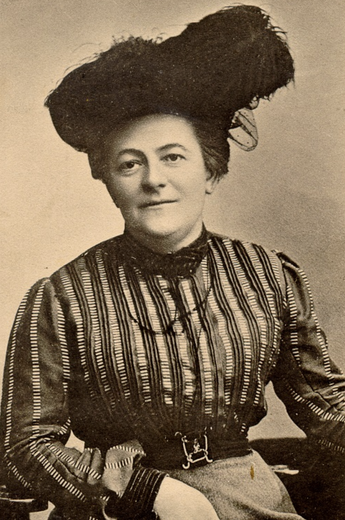 Istoria și semnificația zilei de 8 Martie. Ziua Internațională a Femeii, o sărbătoare de inspirație comunistă