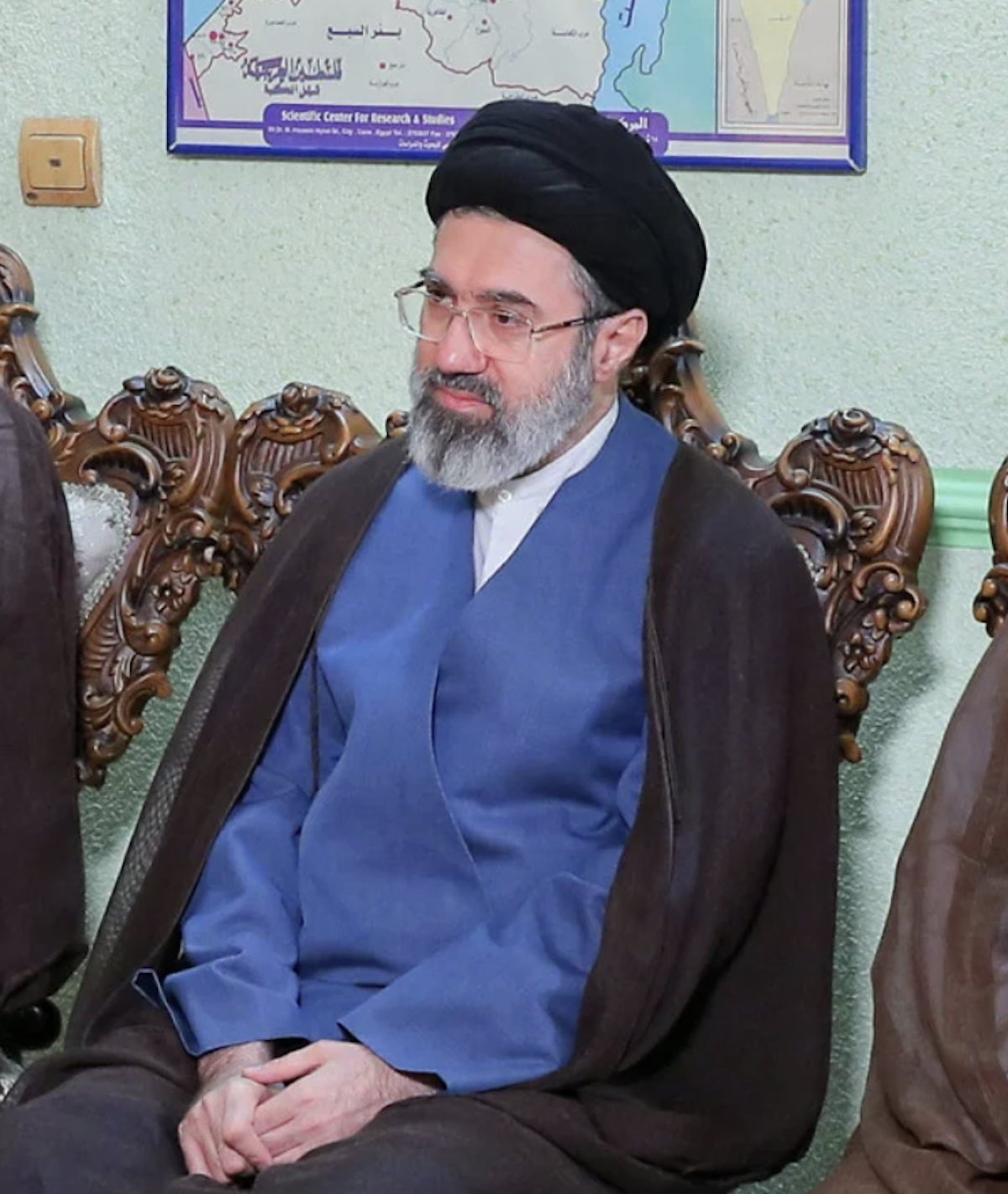 Iranul are un nou Lider Suprem! Mojtaba Khamenei, fiul extremist al fostului ayatollah, preia puterea. Biografia controversată