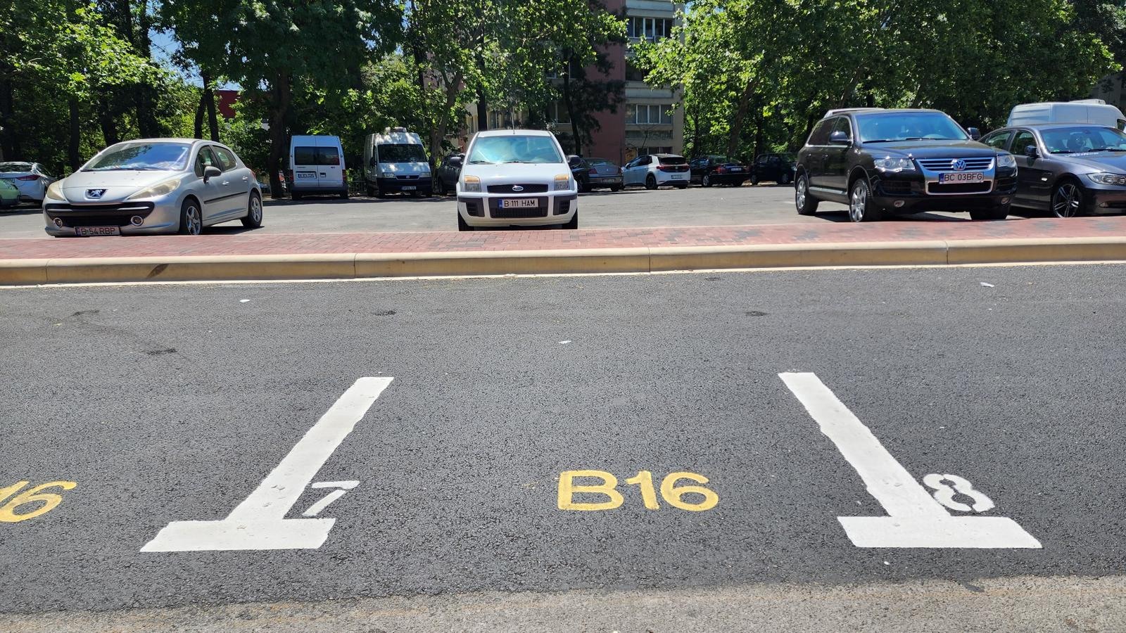 Cum vrea Ciprian Ciucu să scape tot Bucureștiul de mașinile parcate pe trotuare