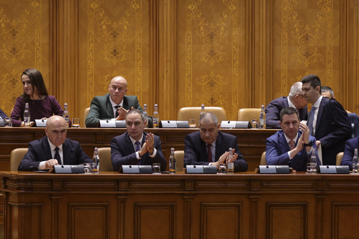Parlament, buget