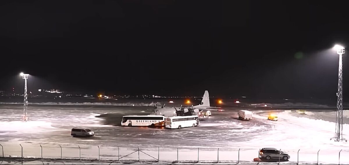 Danemarca a luat în calcul distrugerea pistelor din Groenlanda pentru a bloca accesul avioanelor americane