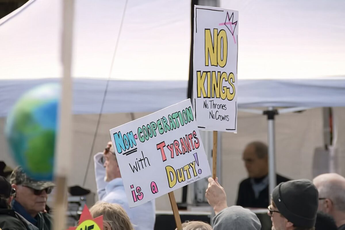 Democrații relansează campania „No Kings”. Primarul socialist din New York și-a anunțat susținerea