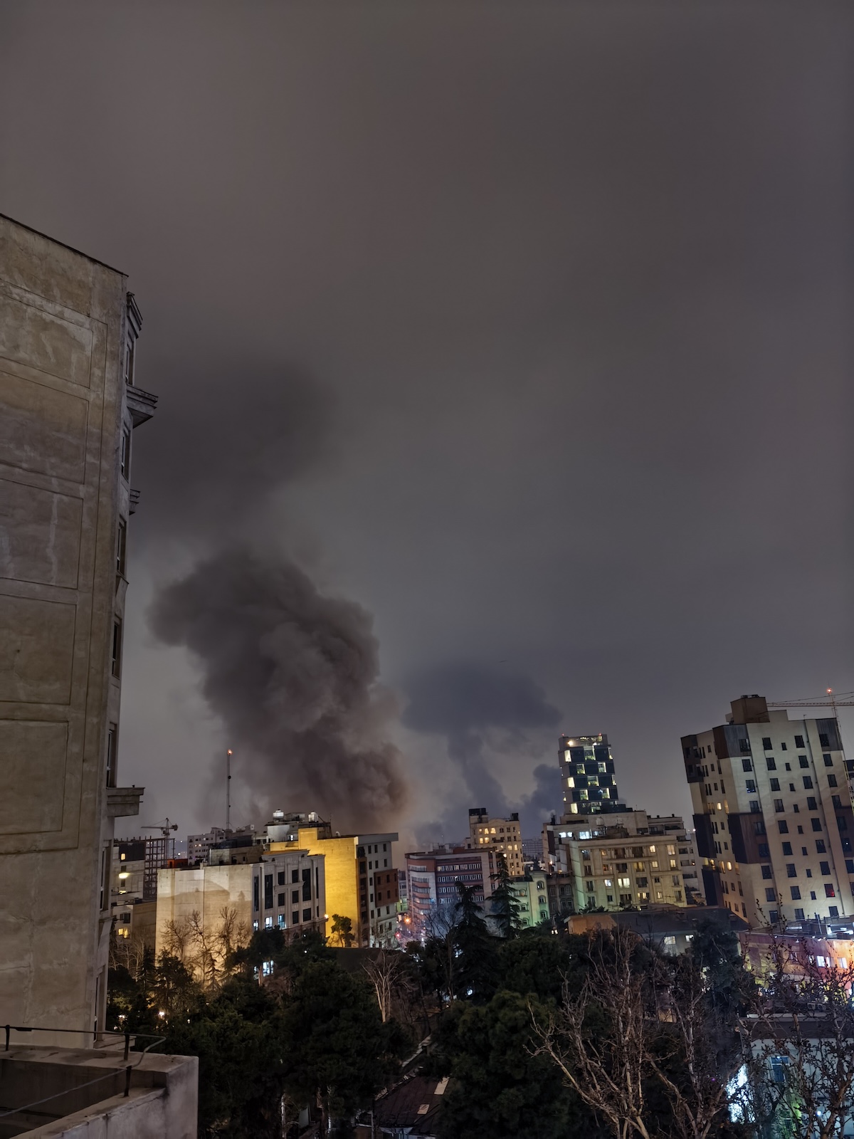 Ultimele evoluții ale conflictului din Iran. Atacuri majore asupra Israelului și a bazelor SUA din regiune