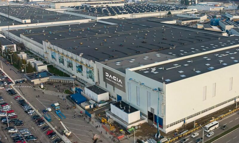Producția Dacia de la Mioveni se oprește temporar. Ce se întâmplă cu angajații