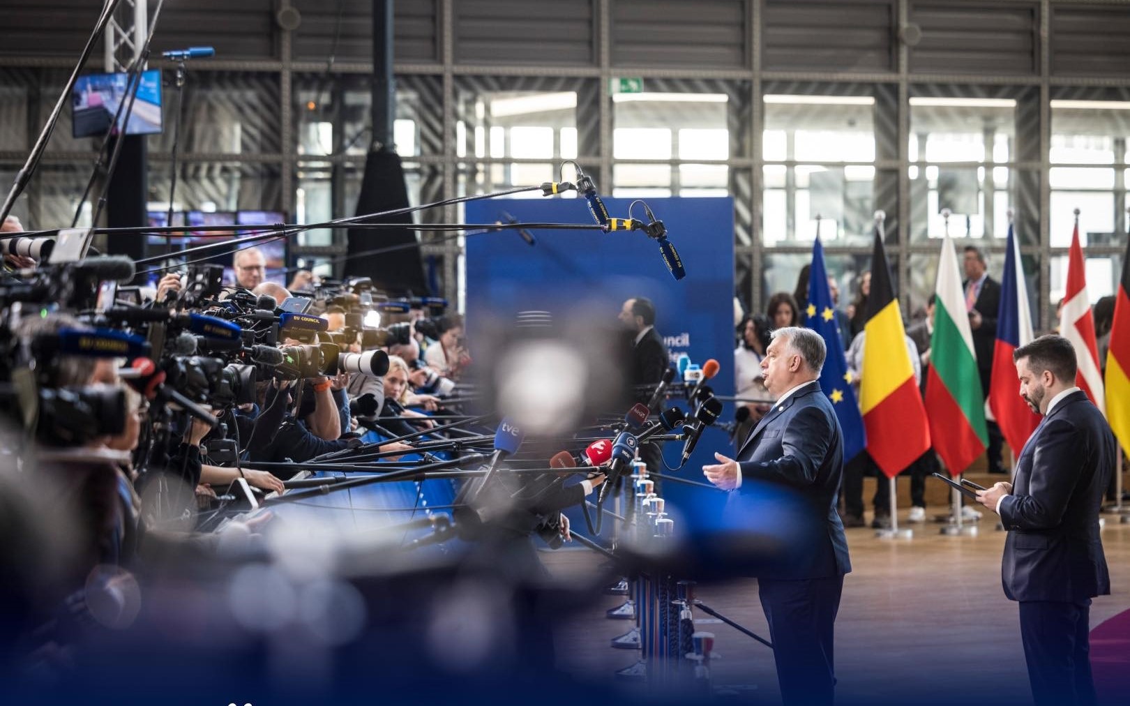 Liderii UE nu au reușit să-l convingă pe Viktor Orban să deblocheze împrumutul de 90 de miliarde de euro pentru Ucraina