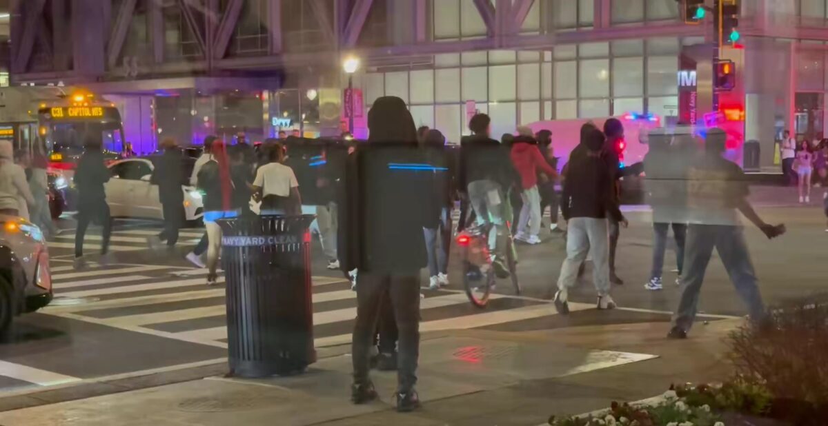 Grupuri de adolescenți sfidează restricțiile din capitala SUA. Adunările tinerilor la ore târzii, un fenomen periculos care a luat amploare