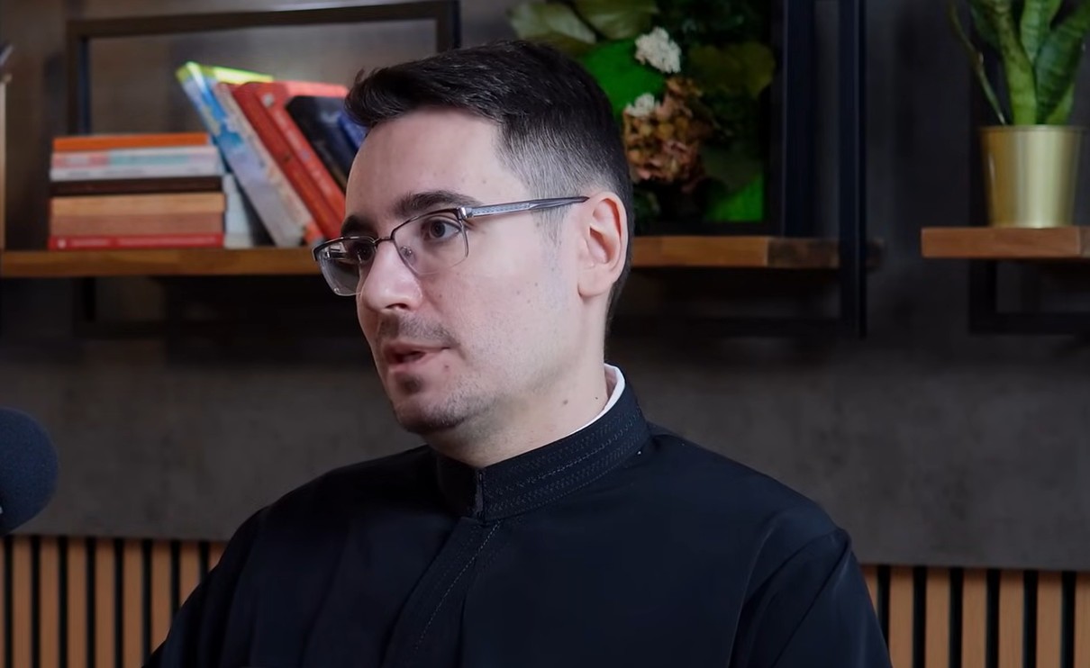 Adrian Agachi, răspuns ironic după ce i s-a cerut demisia: Iepurașul de Paști le-a ocolit și de data aceasta