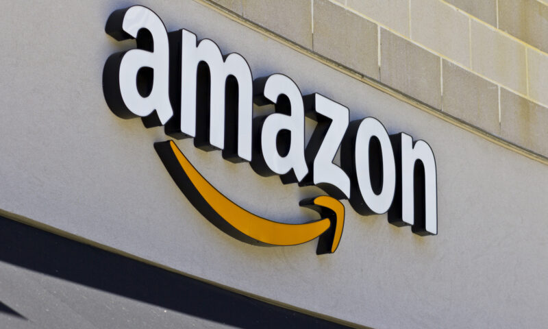 Schimbare profundă în tehnologie. Cum a lăsat inteligența artificială mii de angajați Amazon pe drumuri