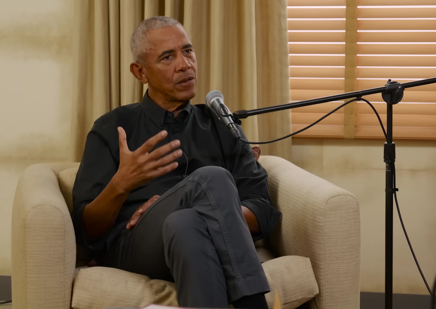 Susținerea pentru Barack Obama i-a stricat actriței Lena Dunham relația cu tatăl său, care a evitat-o o vreme