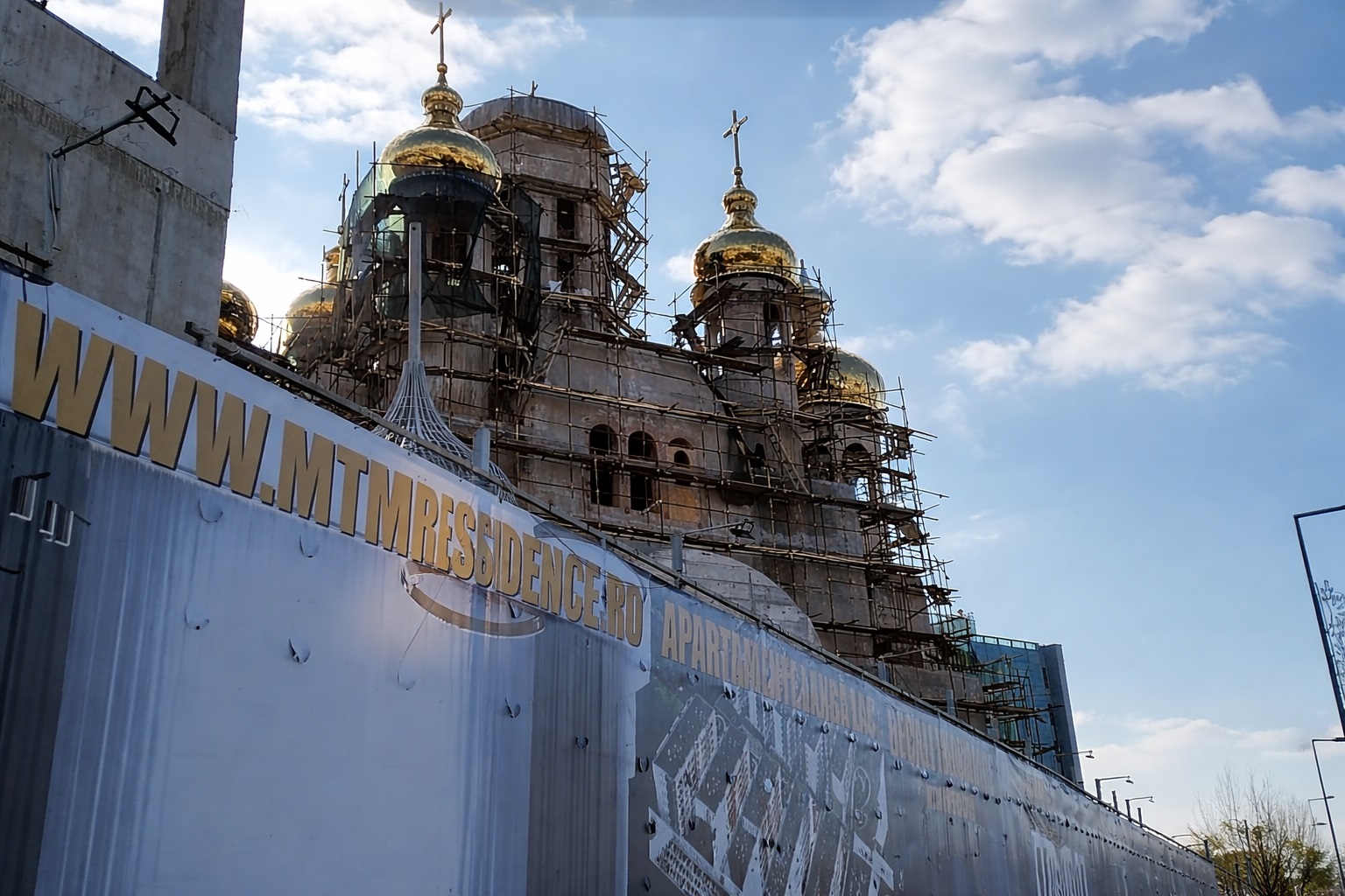 Becali investește milioane într-o biserică ce va include un buncăr antiatomic