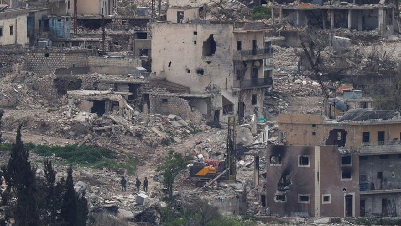 Negocieri între Israel-Liban la Washington, război în Bint Jbeil: Hezbollah revendică 13 atacuri simultane în nordul Israelului