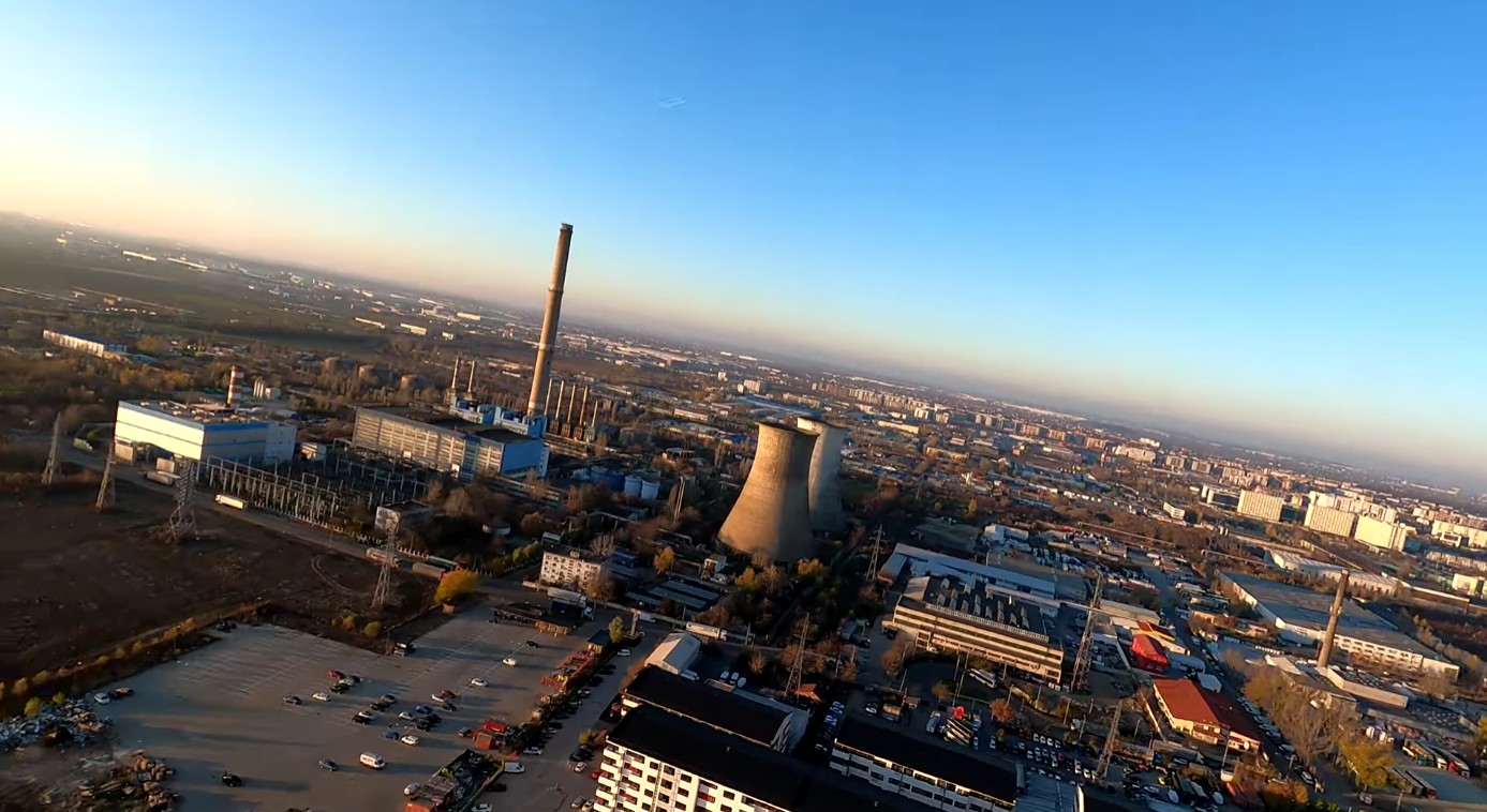 2.300 de blocuri din vestul Capitalei au rămas fără apă caldă. Consumatorii CET Vest au fost preluați de CET Grozăvești. Update