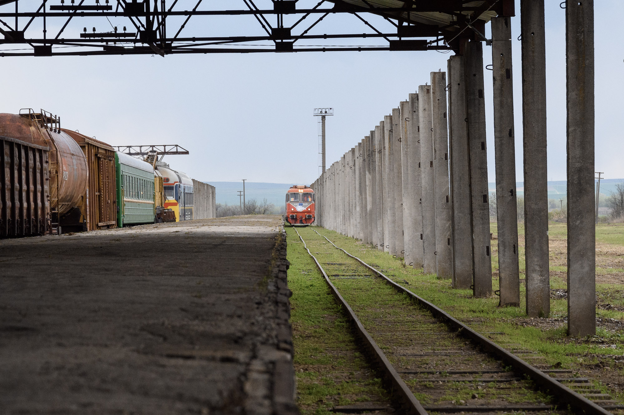 După decenii de tăcere, trenul a trecut din nou Prutul. Ruta Cantemir–Fălciu revine pe hartă