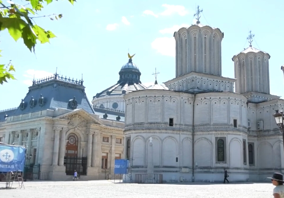 Moaștele Sfântului Lazăr, depuse pe Colina Bucuriei în ajun de Florii. Mii de credincioși sunt așteptați să se închine la raclă