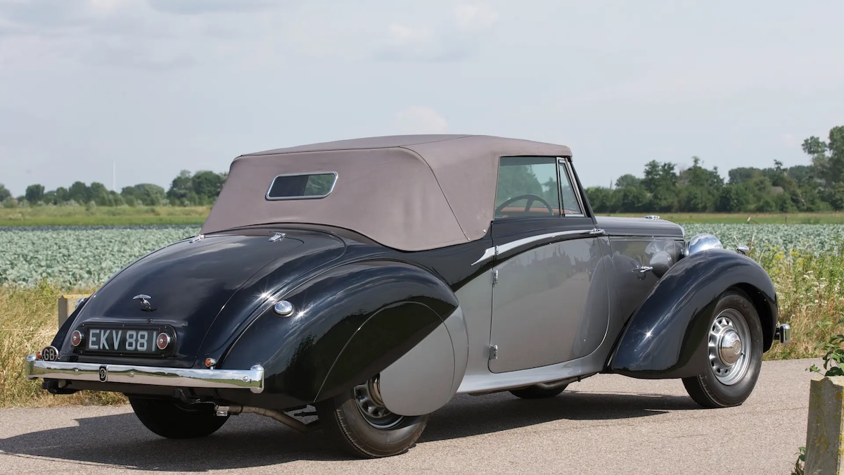 Daimler DB18 Drophead Coupe, mașina folosită de Churchill