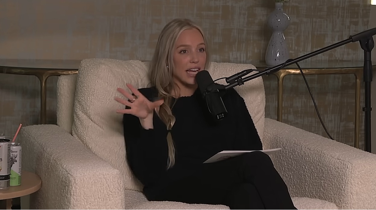 Elizabeth Banks atacă opțiunile de vot ale femeilor albe. Comentariile sale aprind dezbaterea politică