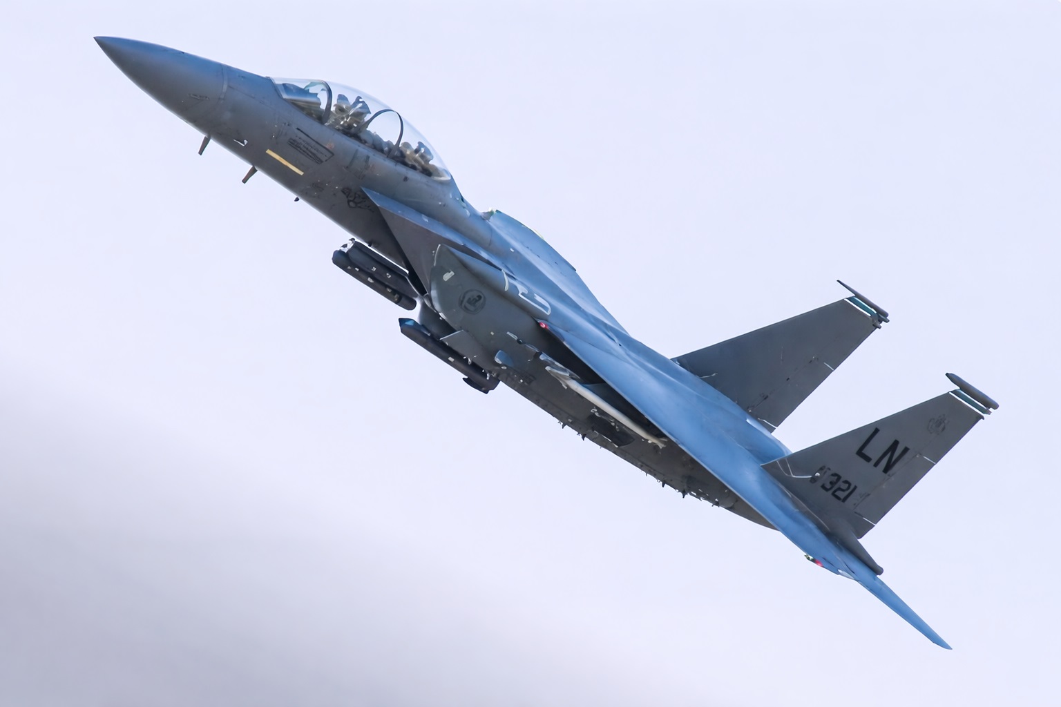 Apar noi detalii despre extragerea piloților americani din Iran. Arme și proceduri neobișnuite, folosite în operațiune