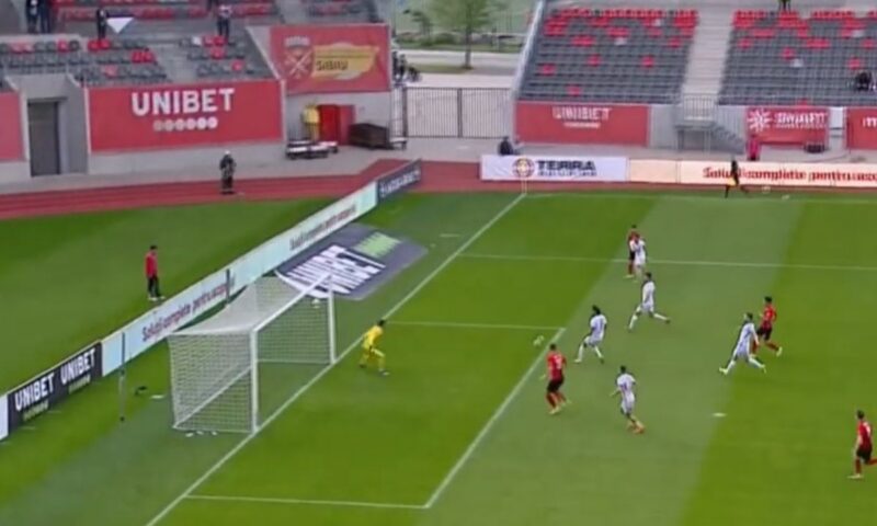 FC Hermannstadt și Csikszereda au terminat la egalitate la Sibiu. Gazdele, în inferioritate numerică pe final