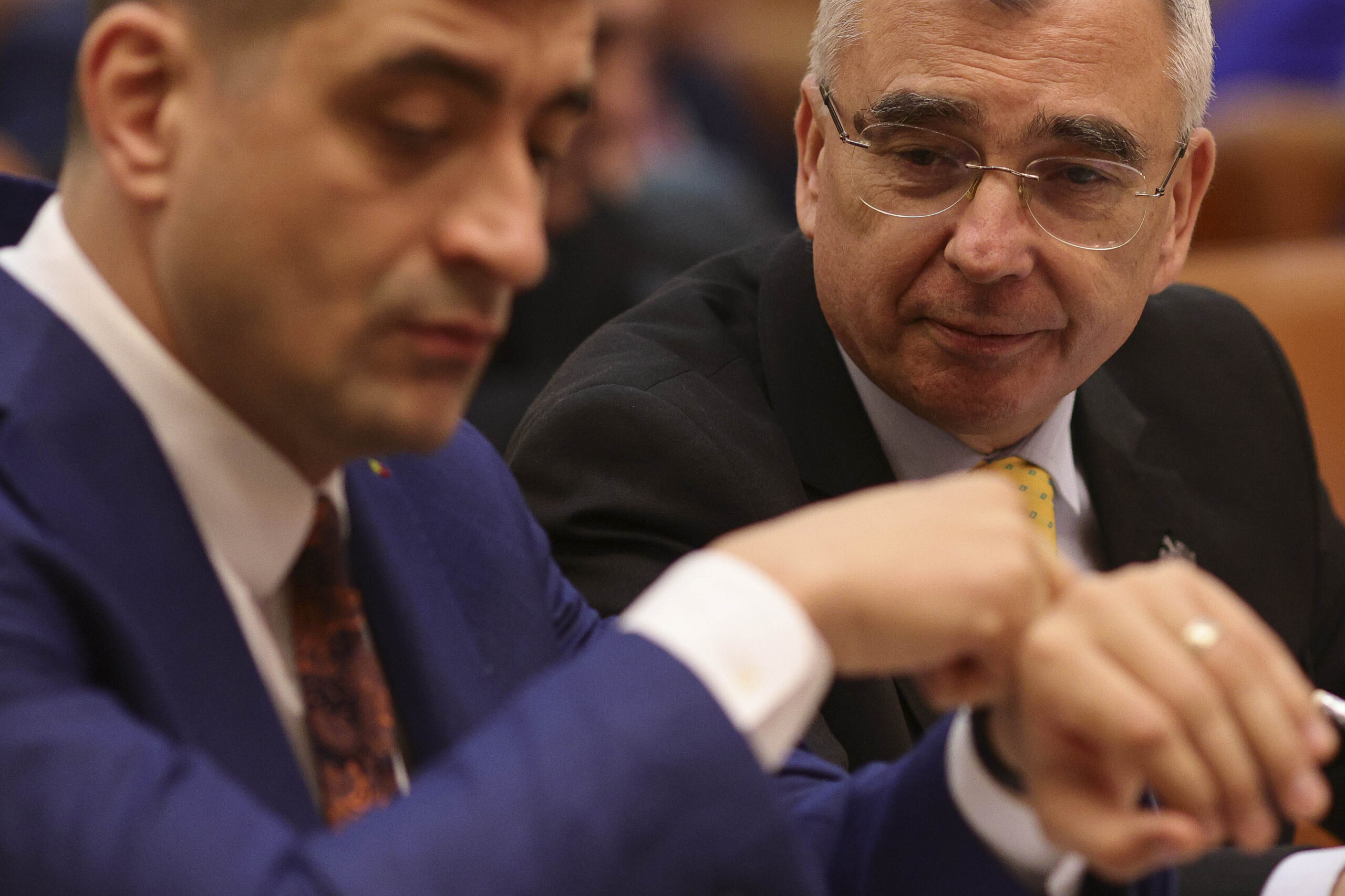 AUR așteaptă consultările de la Cotroceni după căderea Guvernului Bolojan prin moțiune