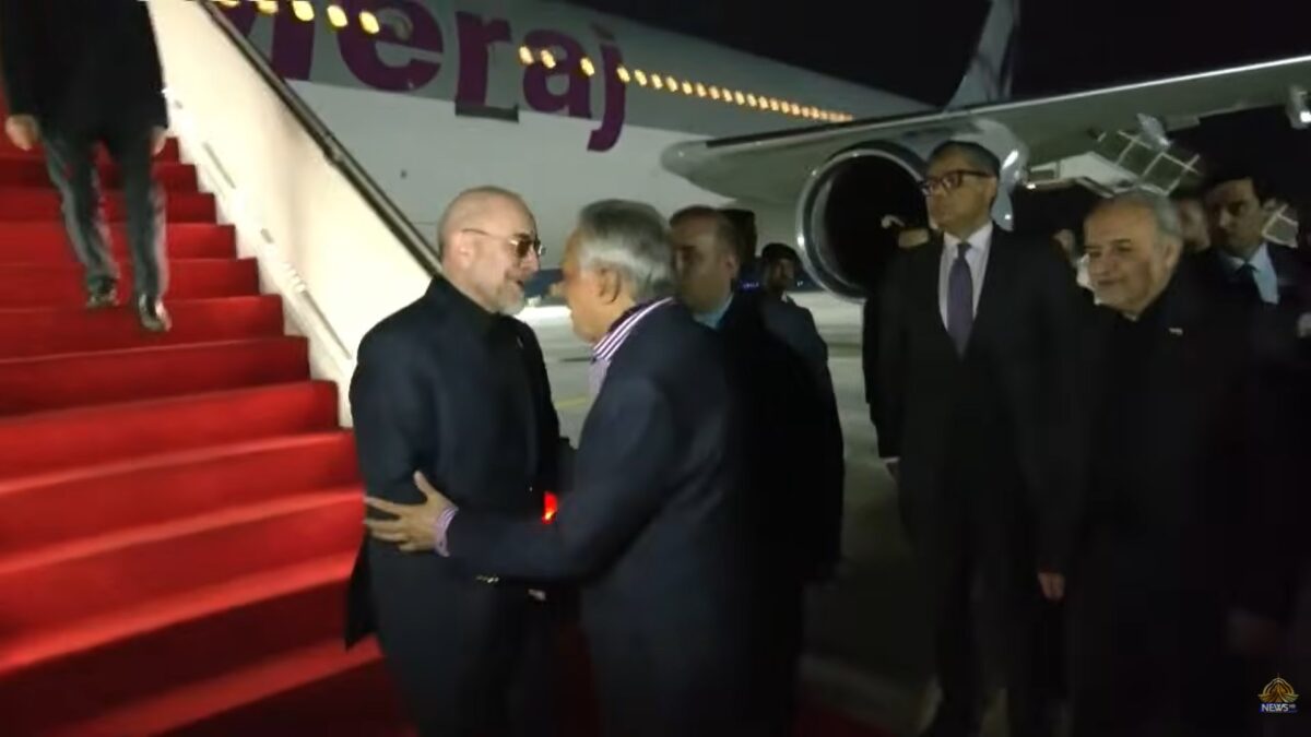 SUA și Iranul negociază în Pakistan. Ce spune Trump despre discuții. CENTCOM confirmă operațiunea SUA în Strâmtoarea Ormuz. Live text