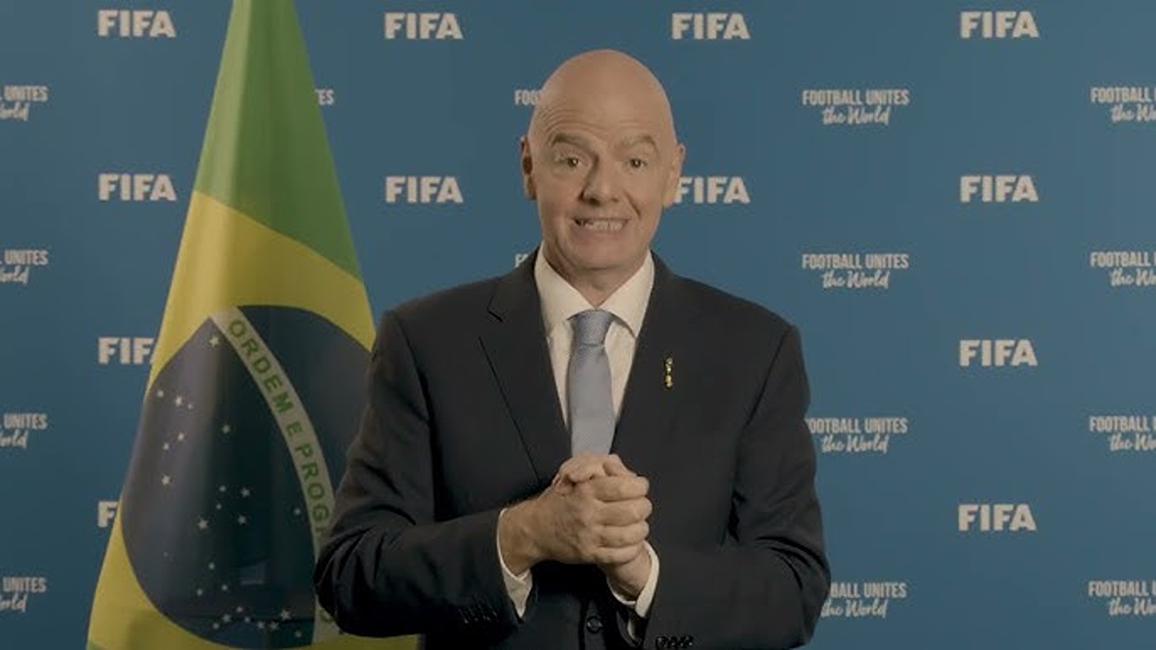 Președintele FIFA, mesaj după moartea lui Lucescu, pe care îl consideră o legendă