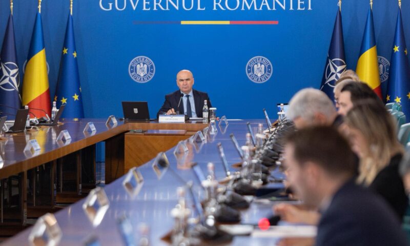 Vicepremierului Tanczos Barna crede că moțiunea de cenzură ar putea trece săptămâna viitoare. Ce scenarii are în vedere