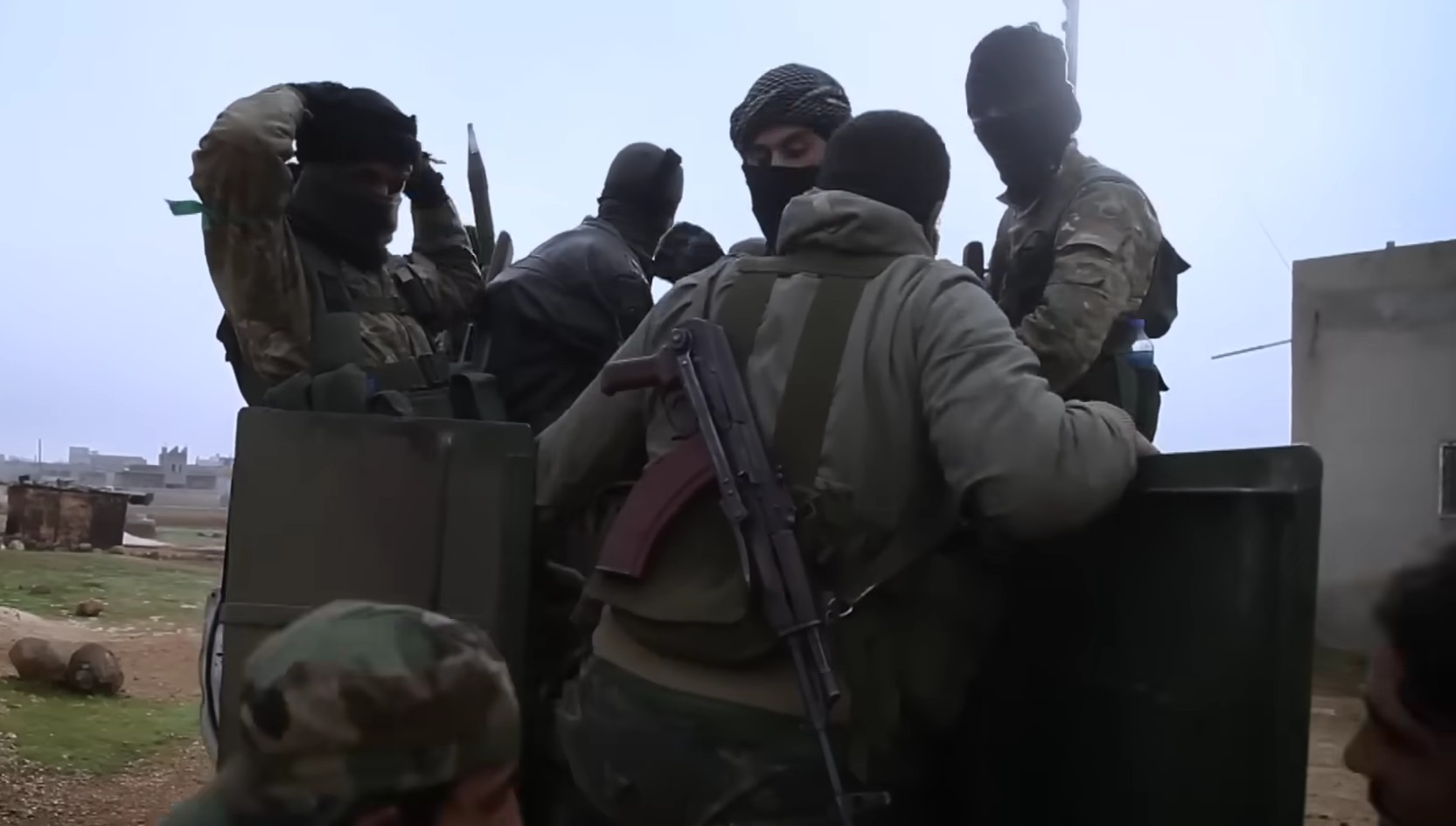 Israel anunță eliminarea unui lider Hezbollah acuzat de uciderea a cinci militari americani