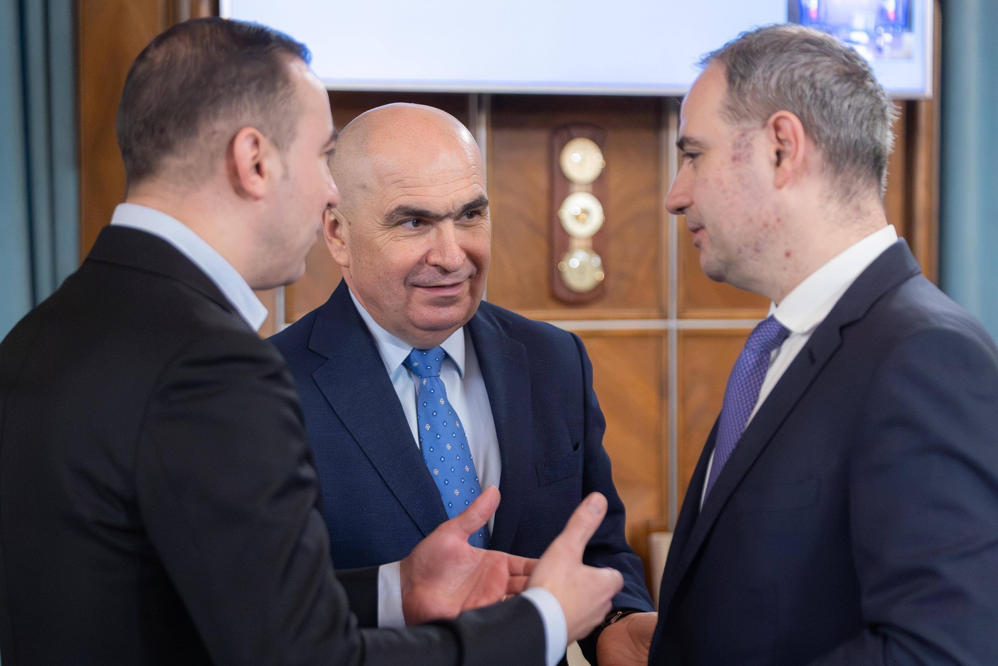 Moțiunea de cenzură din  5 mai. Noi acuzații din tabăra PNL privind încrucișări de interese între PSD și AUR