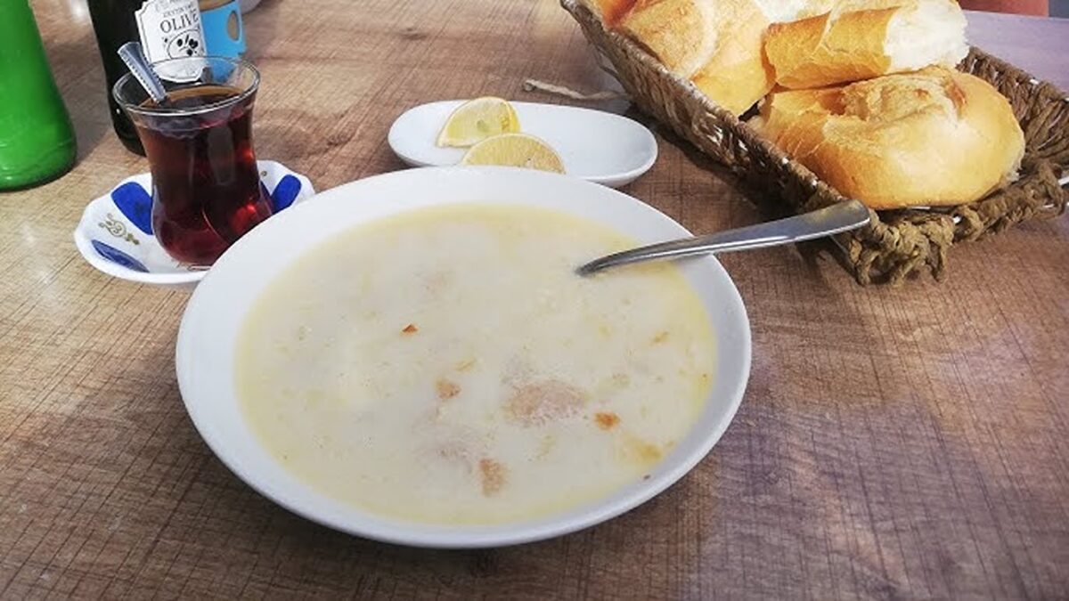 Ciorba de burtă a reaprins rivalitatea gastronomică dintre Grecia și Turcia