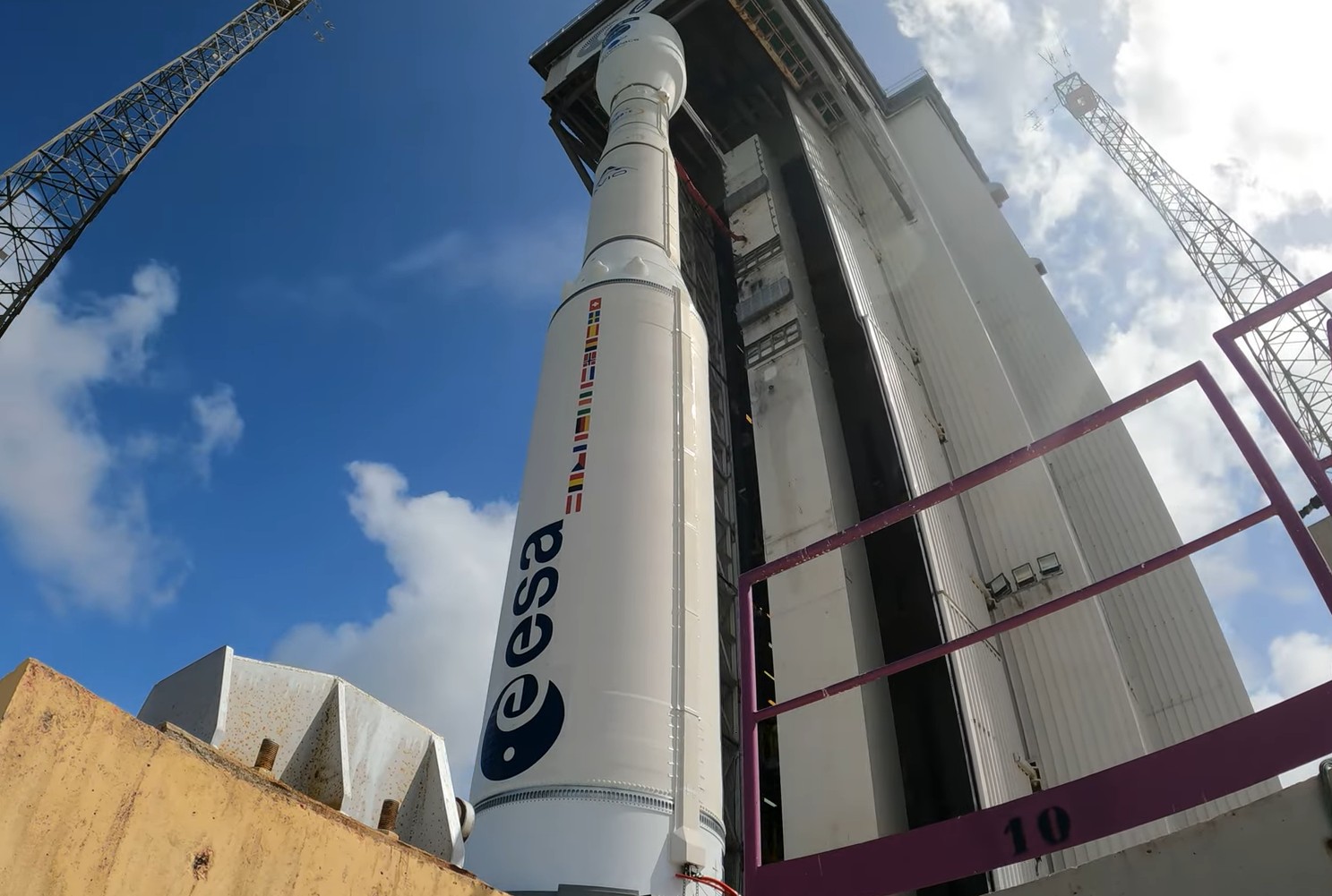 Lansarea misiunii SMILE a fost amânată după apariția unei probleme tehnice la racheta Vega-C