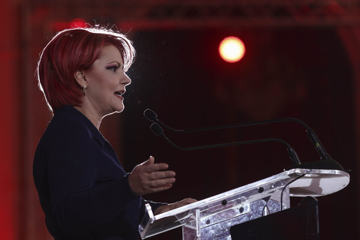 Lia Olguța Vasilescu a anunțat sute de demisii în așteptare. Situația lui Grindeanu la Camera Deputaților
