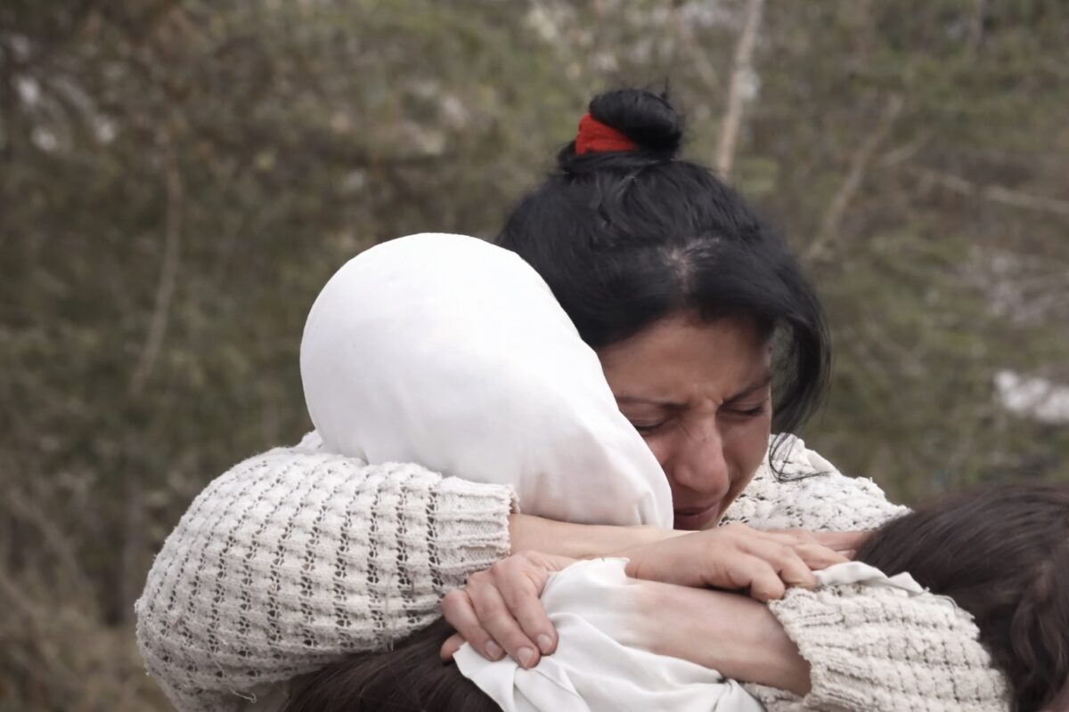 Armistițiul din Liban aduce speranță, dar nu și siguranță. Oamenii se întorc în orașe distruse și se tem că luptele pot reîncepe oricând