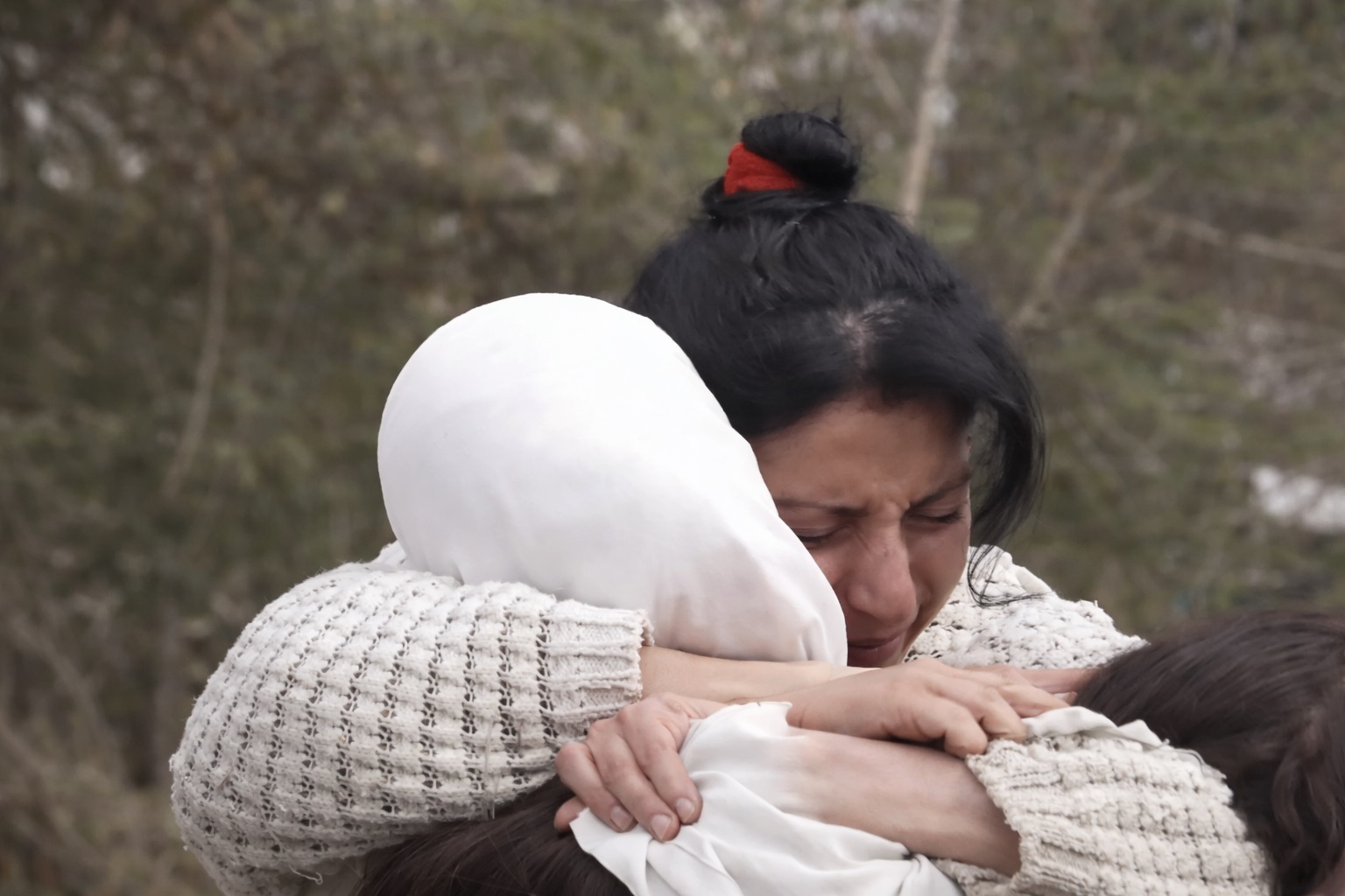 Armistițiul din Liban aduce speranță, dar nu și siguranță. Oamenii se întorc în orașe distruse și se tem că luptele pot reîncepe oricând