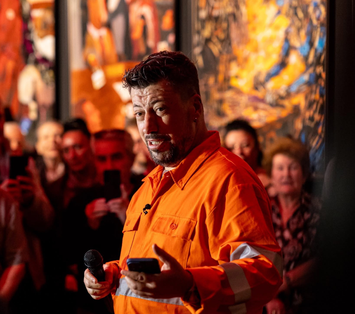 Expoziția „Filcăi” a lui Liviu Alexa, un real succes în Capitală. Sute de oameni, prezenți la vernisaj