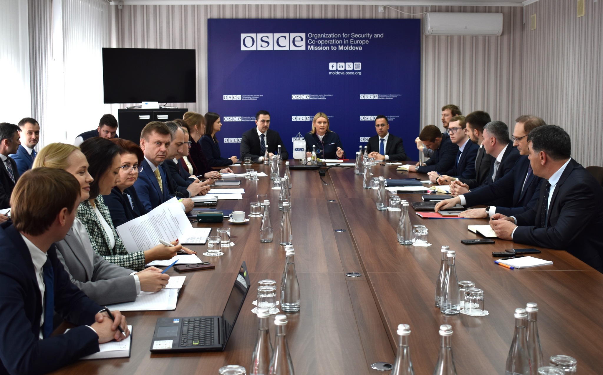 Tiraspolul refuză semnarea unei declarații privind integritatea Republicii Moldova. Negocierile în format „1+1”, marcate de tensiuni