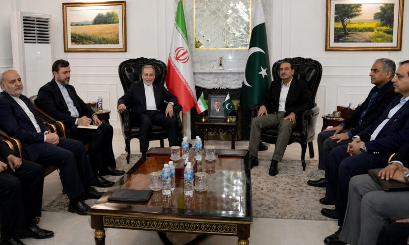 Iranul refuză cererile Washingtonului și menține presiunea în Strâmtoarea Ormuz