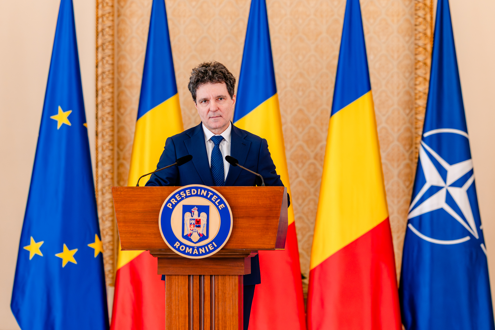 Nicuşor Dan a sesizat CCR privind legea guvernanței corporative a întreprinderilor publice