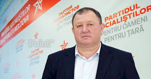 Bătut şi privat de libertate pentru un peşte. Prietenul lui Igor Dodon şi partenerul de afaceri al adjunctului lui Alexandr Stoianoglo, reţinut de poliţie