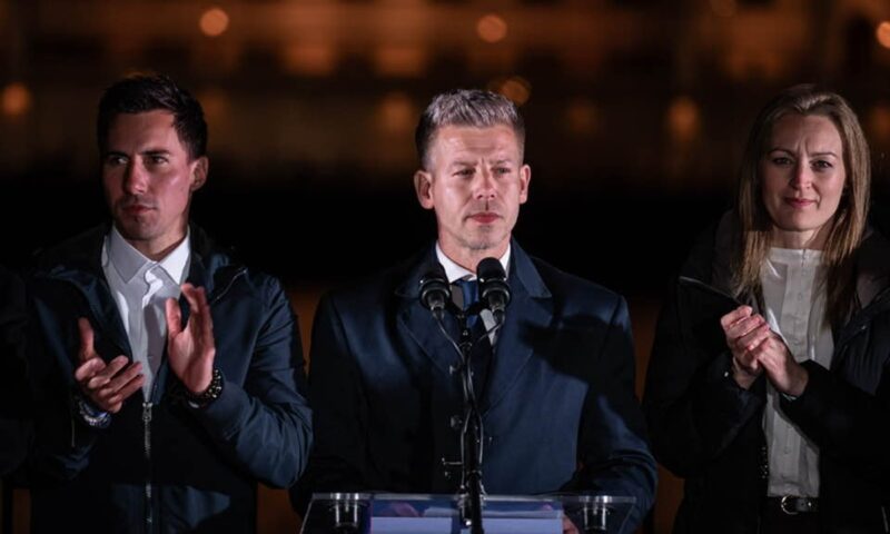 Peter Magyar acuză cercul de apropiați ai lui Viktor Orban de transferuri masive de capital și pregătiri pentru părăsirea Ungariei