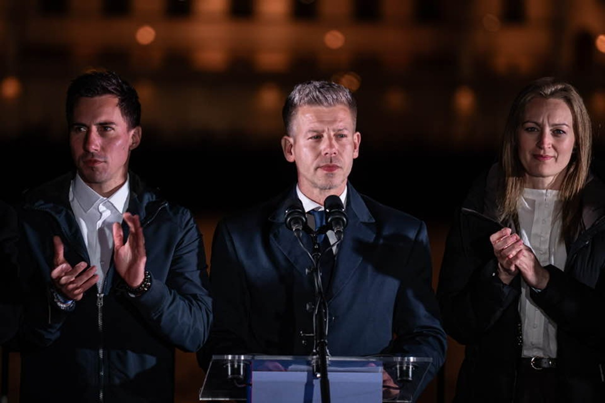 Partidul lui Peter Magyar a obținut 141 de mandate în Parlamentul Ungariei după numărarea finală a voturilor