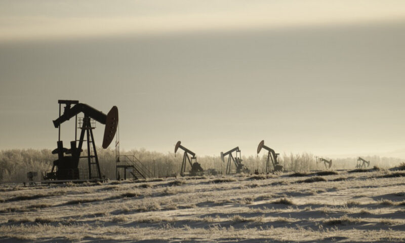 Prețul petrolului a înregistrat o scădere importantă, după decizia lui Trump de prelungire a armistițiului